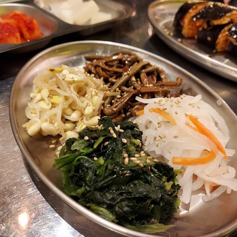 ナムル盛り合わせ(韓国食堂ココ)