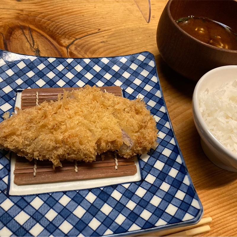 銘柄豚ロースかつ定食 小(かつ吉 水道橋店)