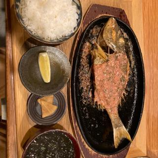 タマンの豆腐ようバター焼きセット(糸満漁民食堂 )