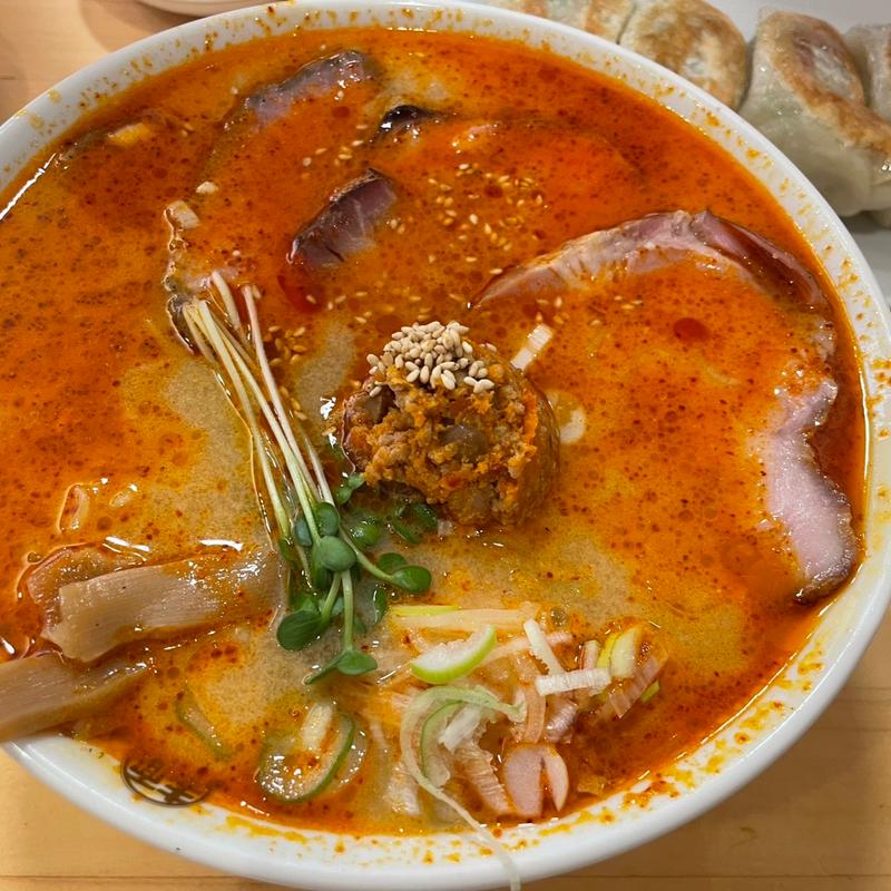 ごまラー油らーめんちゃーしゅーめん2種盛り(一乃胡)