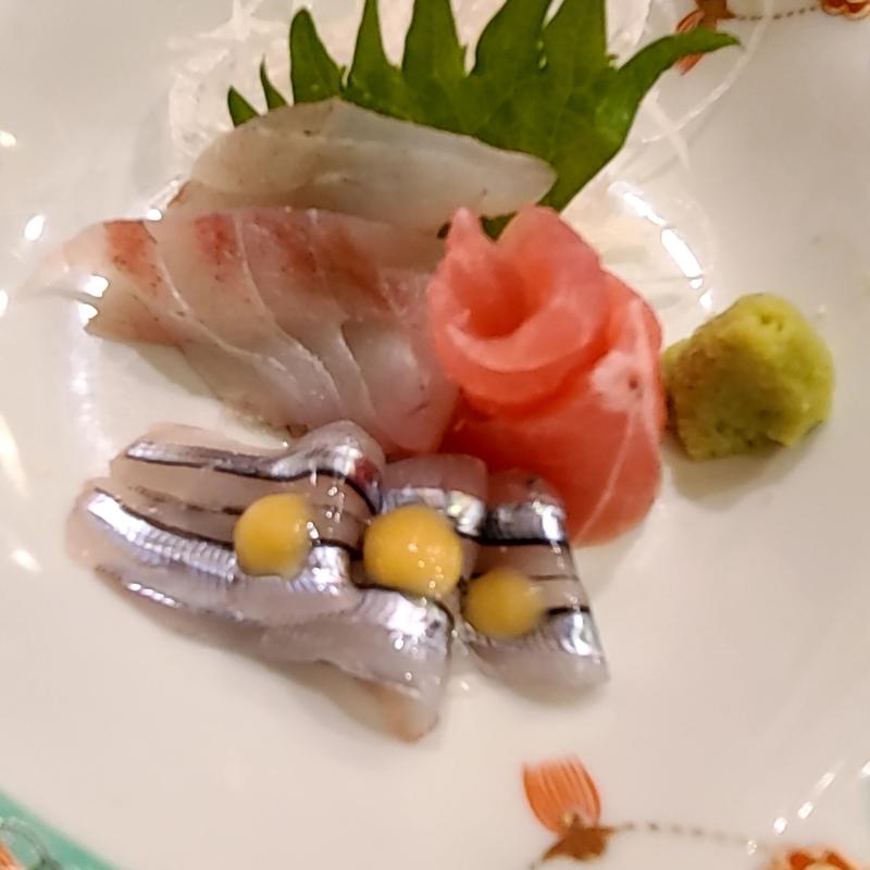 刺身三種盛り(廻る寿司 めっけもん 鹿児島中央駅店 )