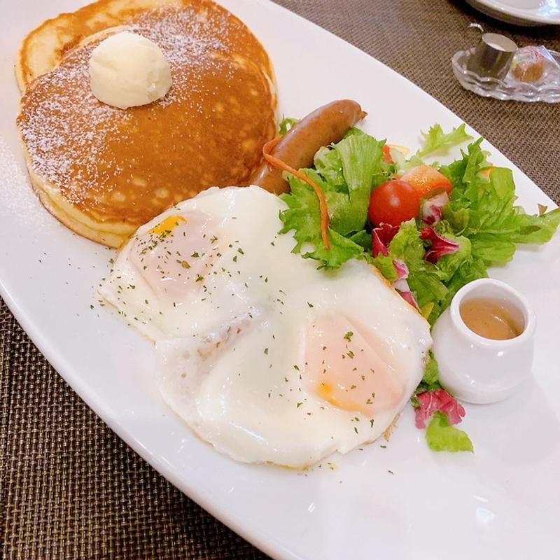 パンケーキソーセージエッグ(ハワイアンダイニング マウナケア MAUNAKEA)