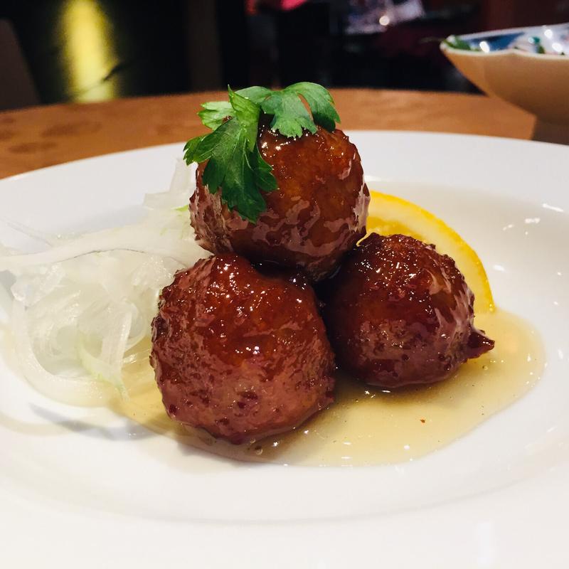 黒豚肉団子の甘酢ソース(中国料理 杏仁香 （チュウゴクリョウリ アンニンシャン）)