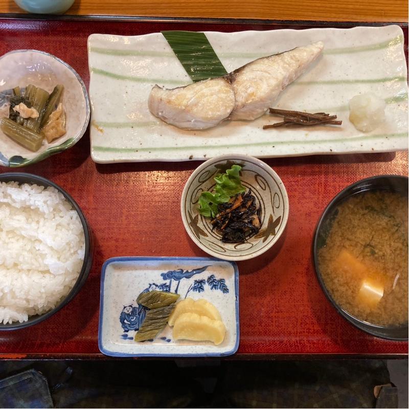 焼魚定食(一二三 （ひふみ）)