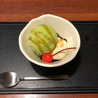 黒糖ゼリーと和三盆ムースのパフェ(藍屋 綾瀬店)