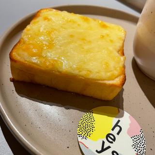 honey cheese toast (heys)