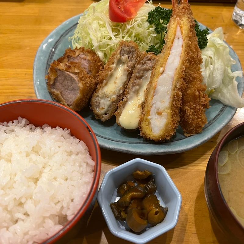 大海老・ひれ・チーズメンチ定食(とんかつしゃぶしゃぶにいむら 大久保店)