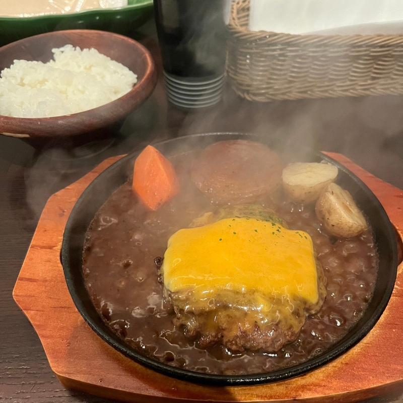 ダブルチーズハンバーグ(石垣牛 まーさんの家)