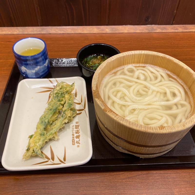 釜揚げうどん　菜花の天ぷら(丸亀製麺宝塚)