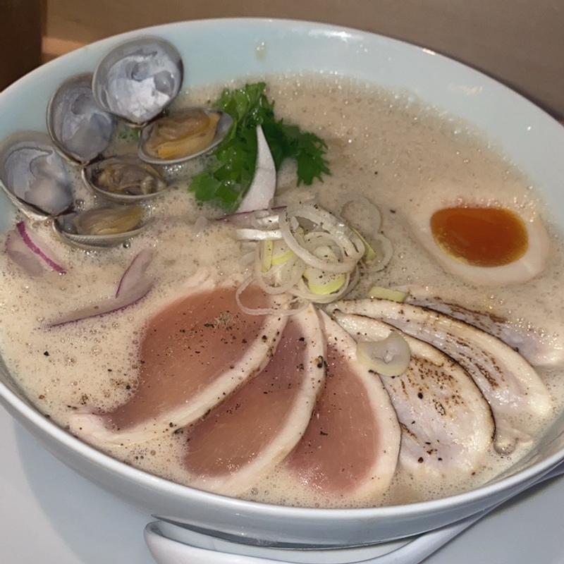(鶏白湯ラーメンMUTSUKI)