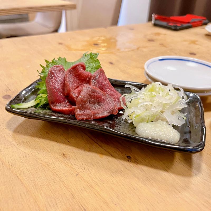 馬刺し(やきとり伝次)