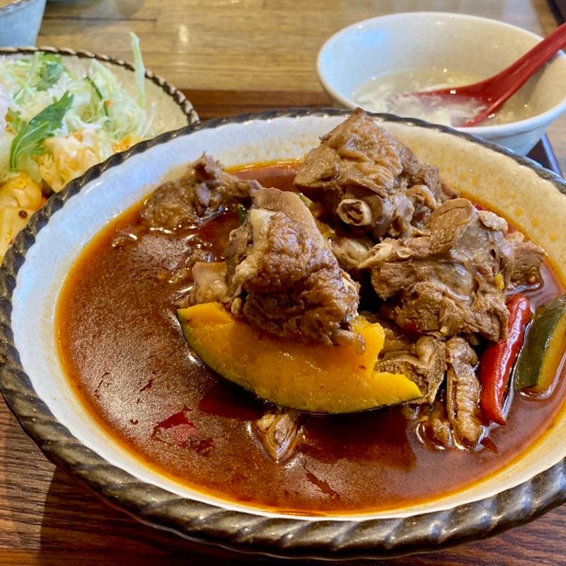 Aランチ(カボチャと鴨の辛口煮込み)(北京ダック専門店 中国茶房８GEMSなんば店)