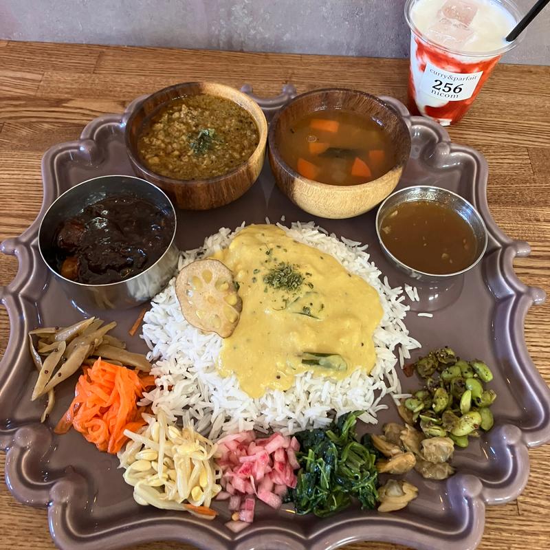 curry&parfait   苺の木(256nicommauve)