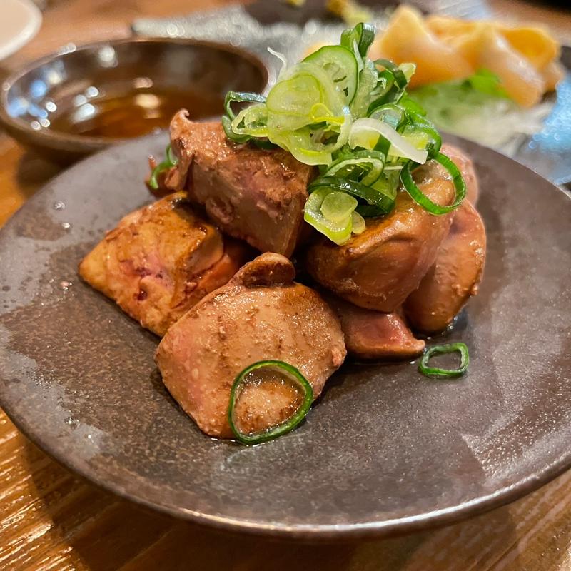 地鶏レバーのレア焼き(普通の居酒屋 狛江)