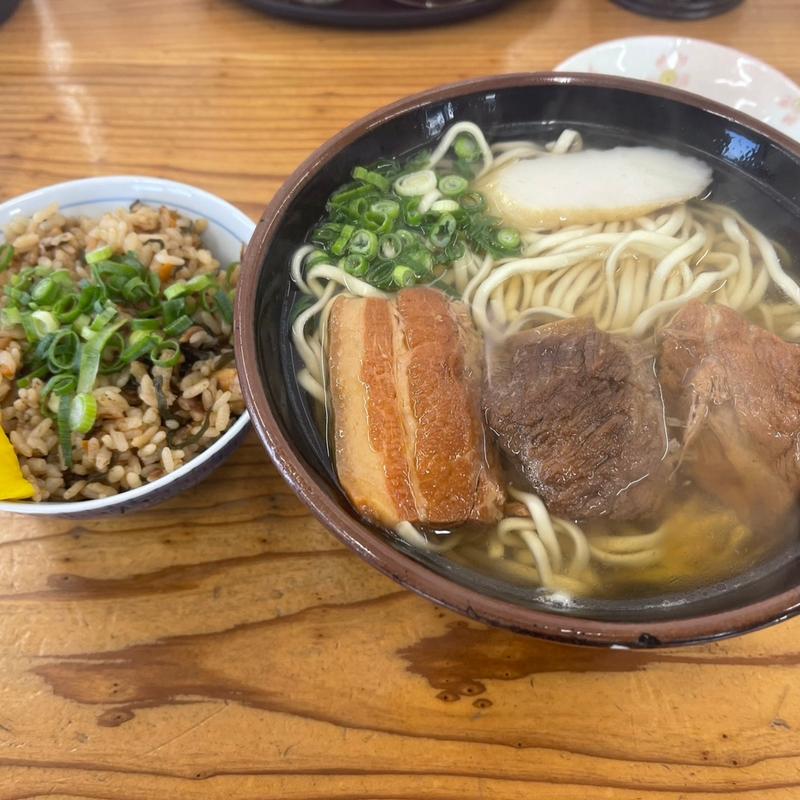 ソーキそば（650円） じゅーしー『160円」(そば処玉家 豊崎店 )