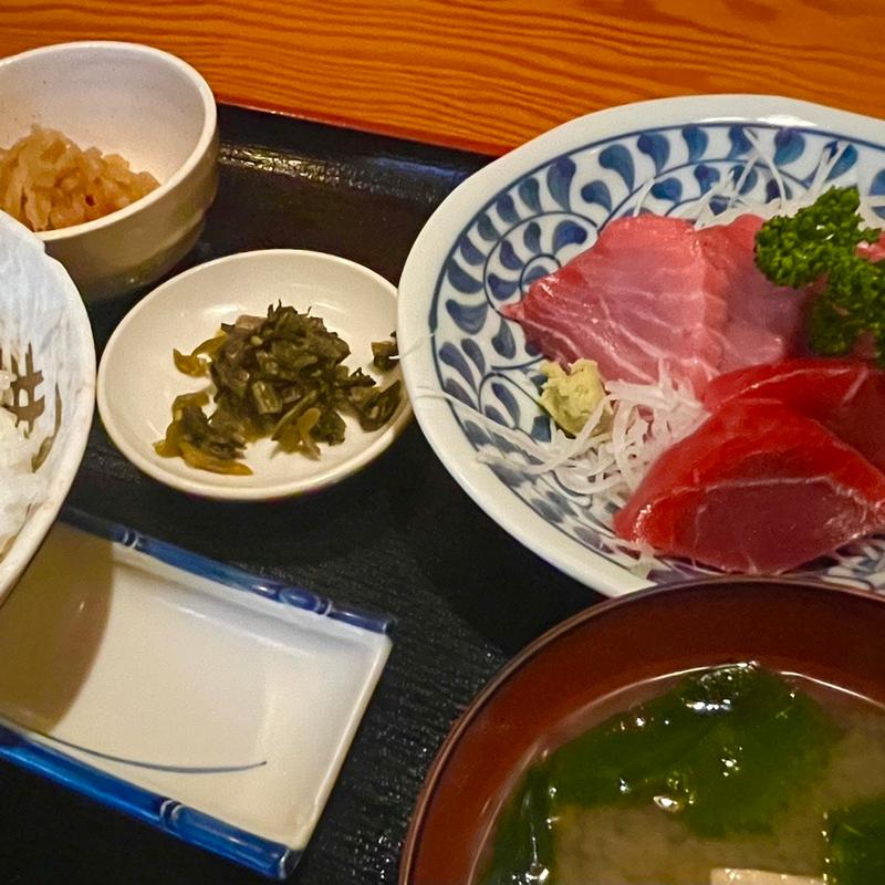 生本まぐろ刺身定食(はせ部 )