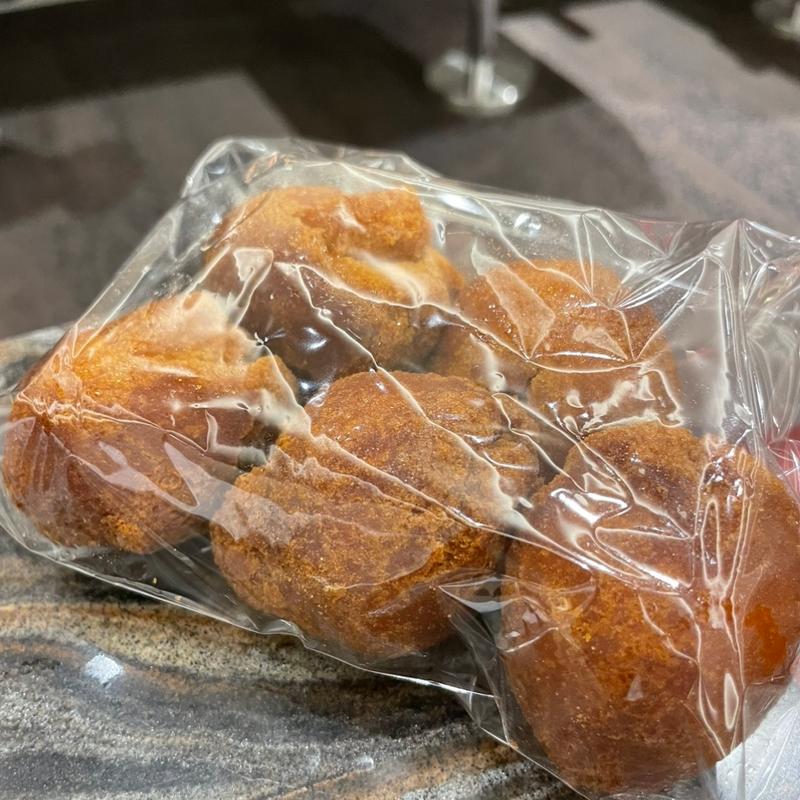 サータアンダギー(ロイヤル那覇空港ベーカリーショップ 那覇空港店 )