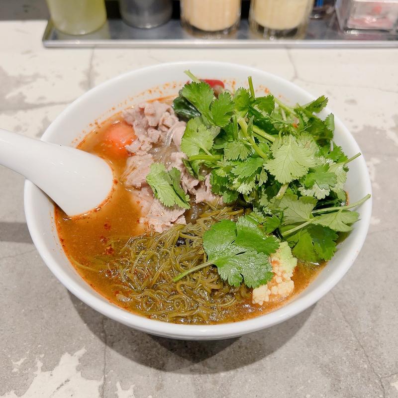 麻辣湯（スープ+春雨）(七宝麻辣湯 池袋東口店)