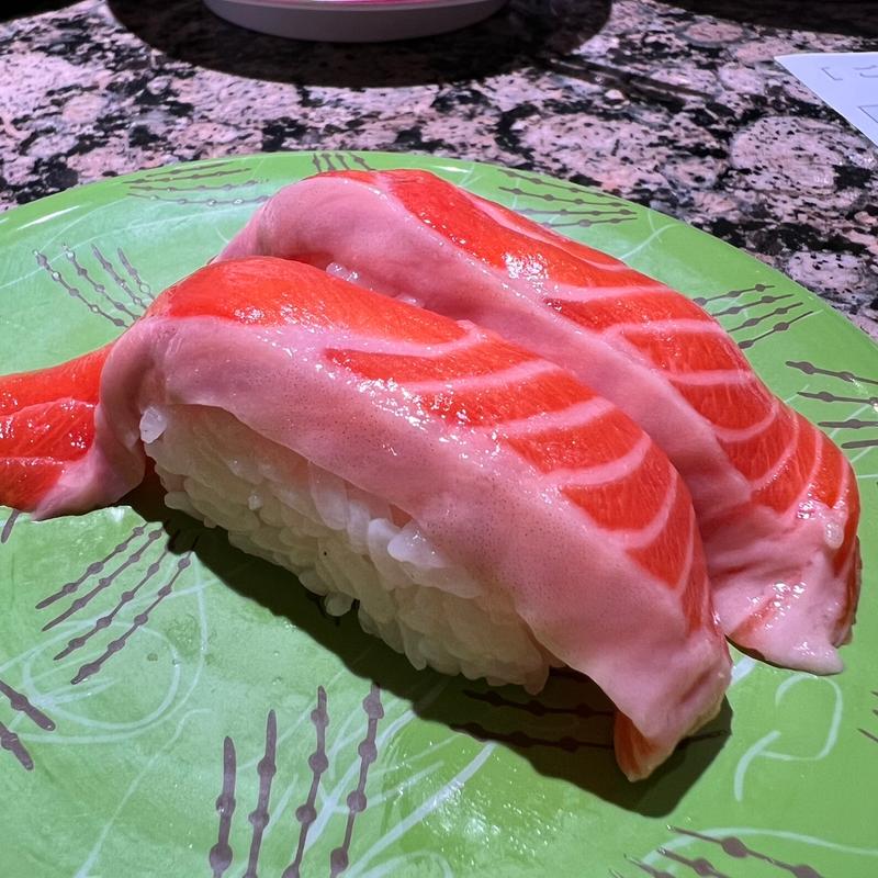 サーモン(回転寿司根室花まる JRタワーステラプレイス店)