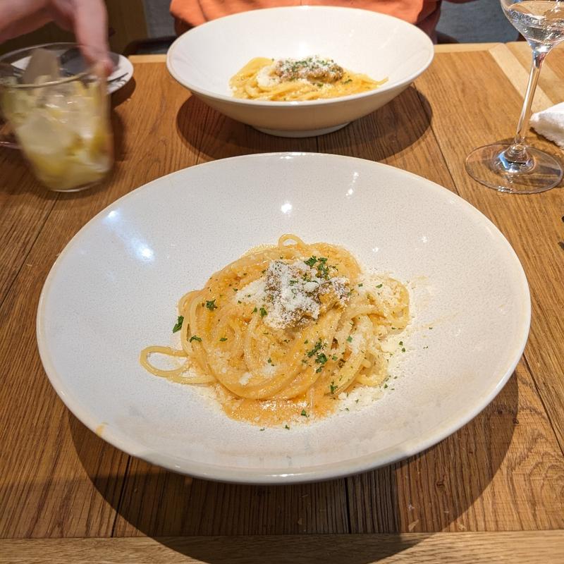 生ウニのクリームパスタ(月島オイスター俱楽部)