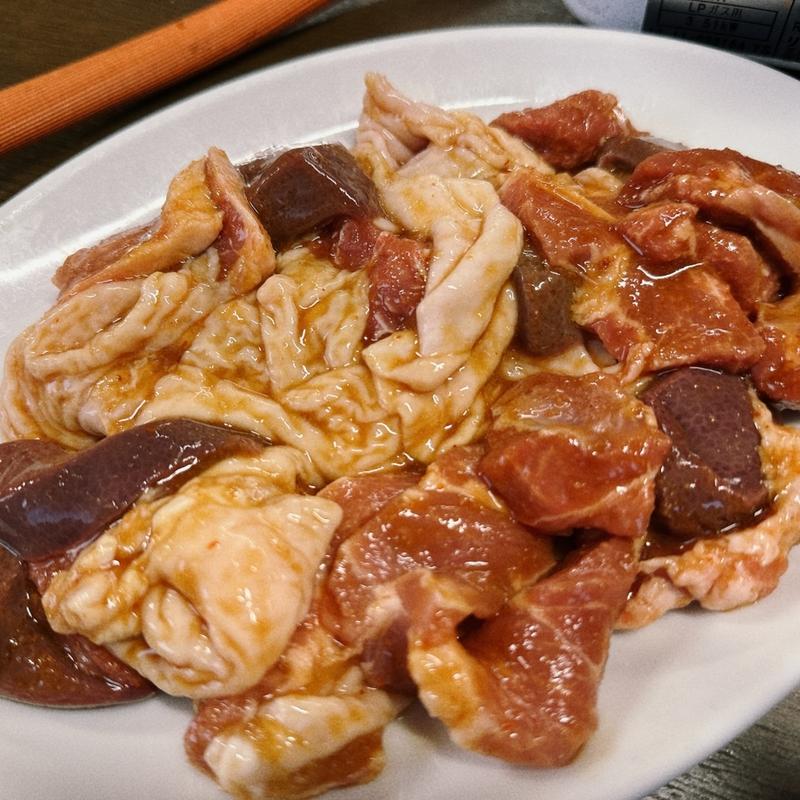 カシラ、トロ、レバー、ロース(双葉食堂)