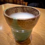 そば焼酎「峠」そば湯割り