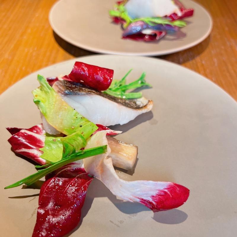 ディナーコースより　鰆のコンフィとラディッキオ(Erutan restaurant )