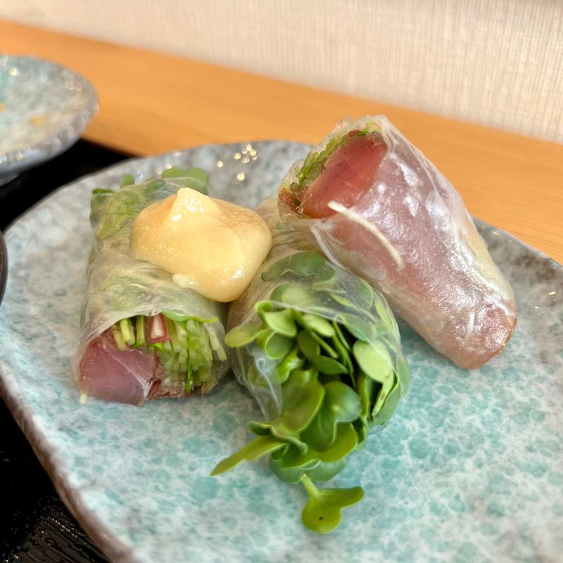 漬けかつおと茗荷の生春巻き(うら中目黒 中目黒ふらっと公民館内)