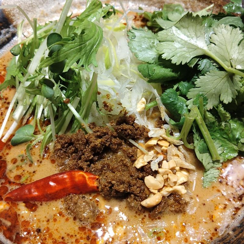 紅担々麺(香氣 四川麺条)