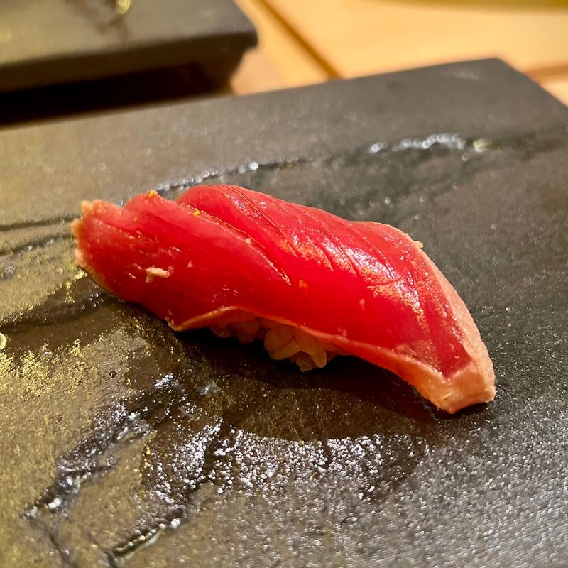 マグロ赤身(鮨よしかわ)