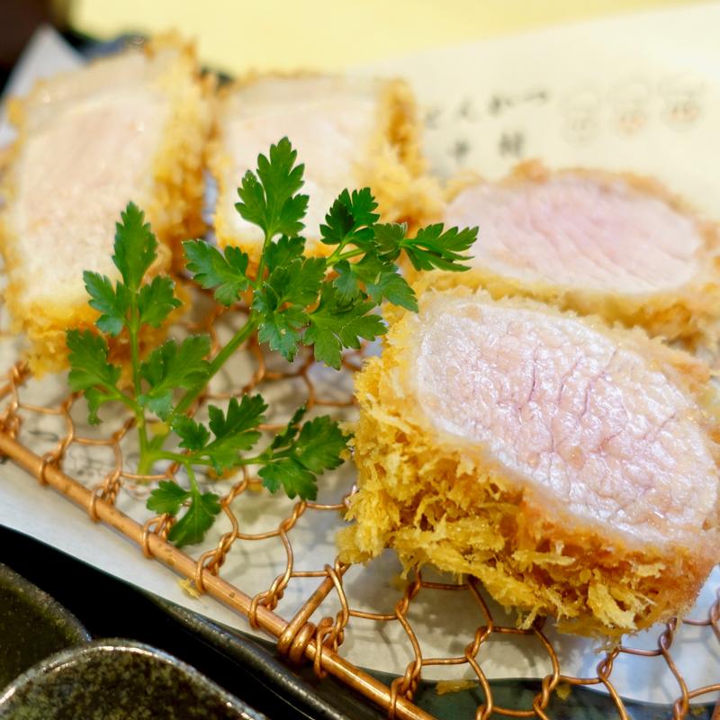 林SPFポーク　ロース＆ヒレ食べ比べ定食（140g）(とんかつ 中村)