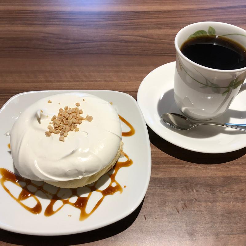 ハーフサイズクリームパンケーキセット(高倉町珈琲 戸田店)