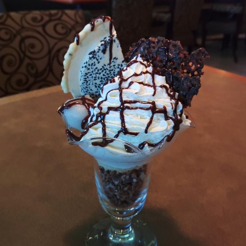 東北6県パフェ　岩手(Tohoku Trattoria TREGION GALLEY)