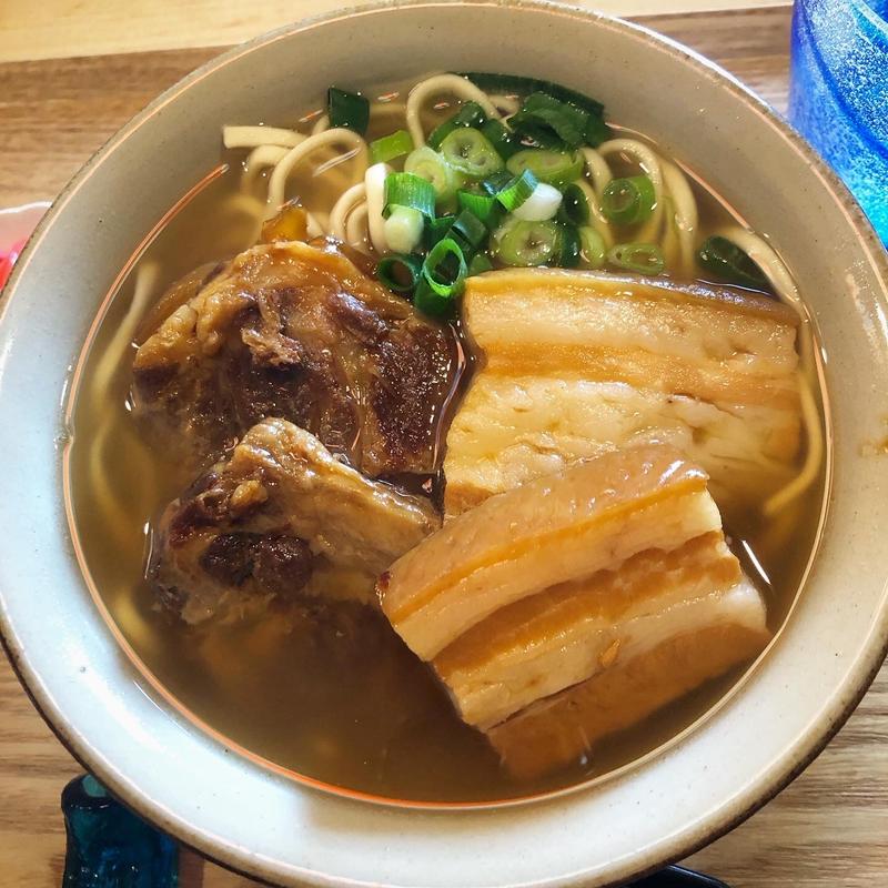 菊鶴そば(沖縄そば専門店 菊鶴そば)