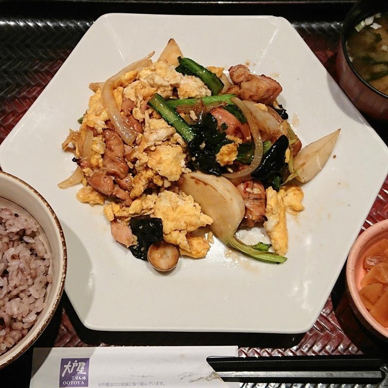 鶏の醤油麹漬けと野菜の玉子炒め(大戸屋ごはん処 ノースポートモール店)