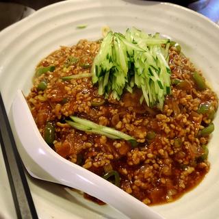 ジャージャー麺(陽龍 )