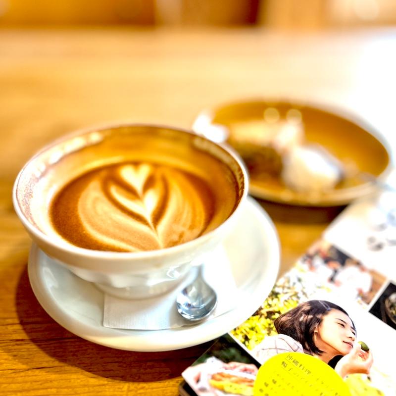 (フラットホワイトコーヒーファクトリー （FLAT WHITE COFFEE FACTORY）)