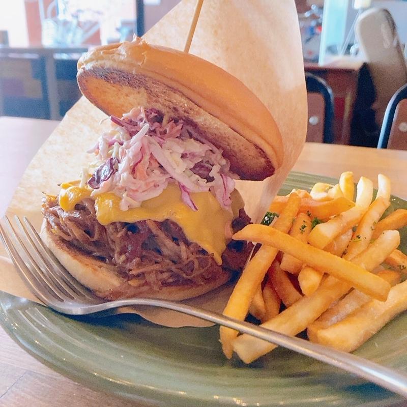 プルトポーク（チーズトッピング）ポテトセット(Cantina23)