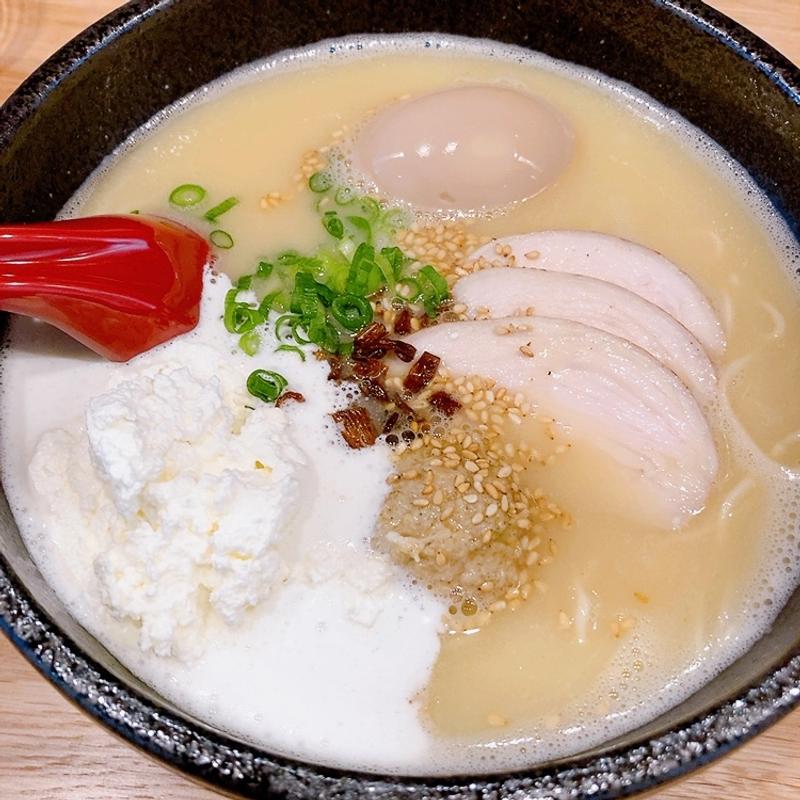 鶏そばクリーム・味噌（味付玉子）(鶏そば あらた)