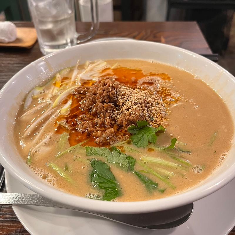 担々麺(青山シャンウェイ 本店)