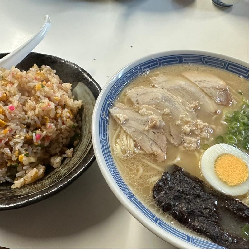 ラーメンやきめしセット(沖食堂)