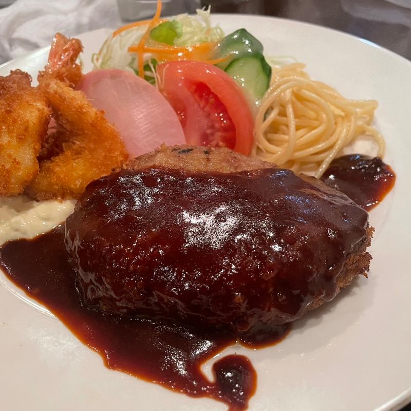 Aランチ(ハンバーグ,白身魚&海老フライ)(ロシナンテ )