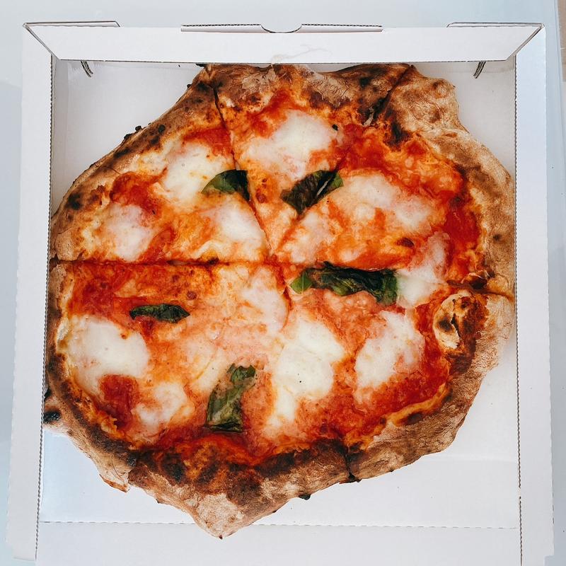 イタリアカンパーニャ州直送水牛モッツァレラのマルゲリータ Buffalo (S size)(ピッツェリア レジスタ（Pizzeria Regista）)