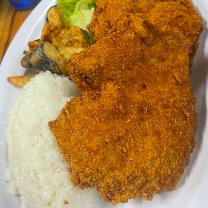 トンカツ(すずらん食堂 )