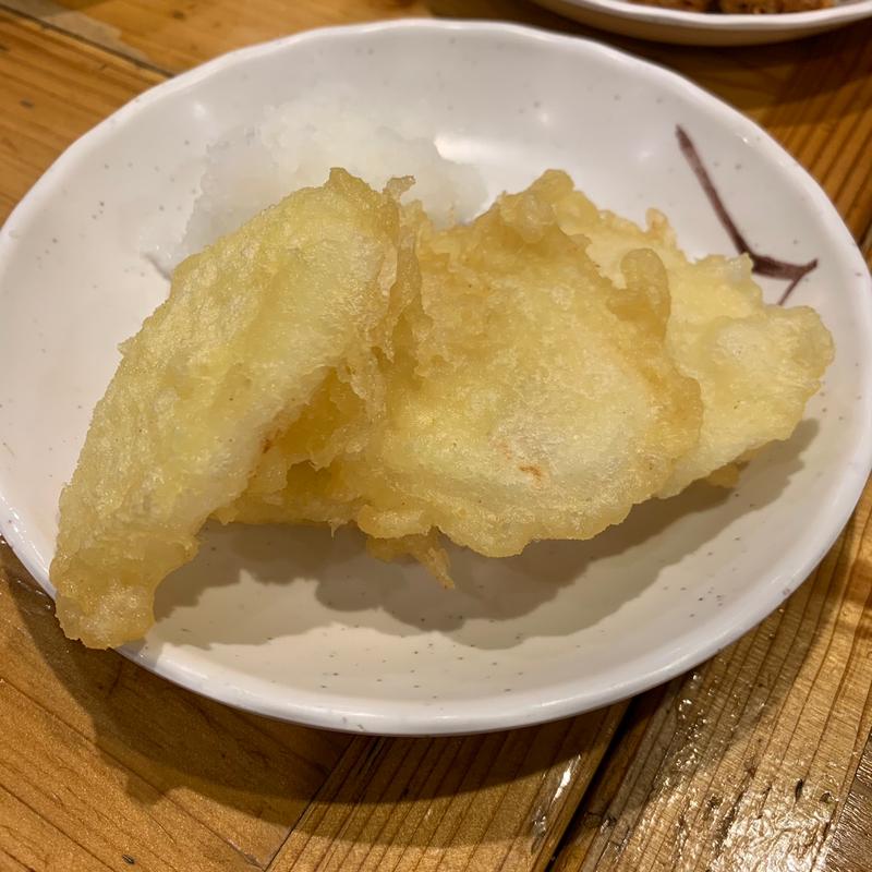 山芋の天ぷら(海鮮屋台 おくまん 堂山店)