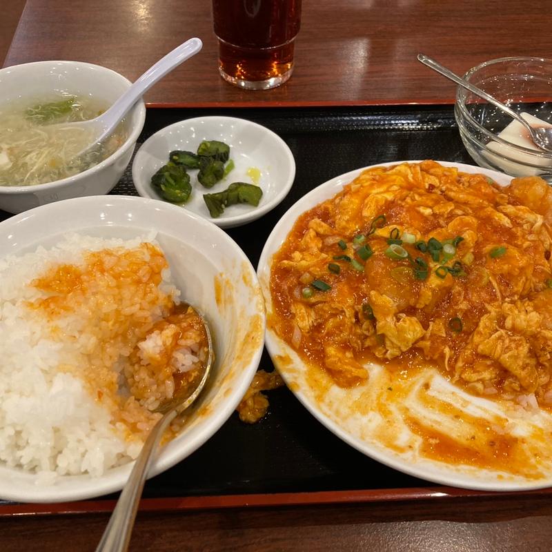 エビとたまごチリソース(日興苑 食彩雲南 過橋米線)