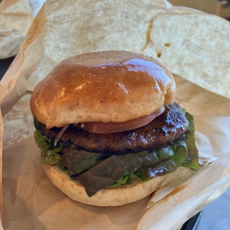 豚鹿豚鹿バーガー(金山テラス)