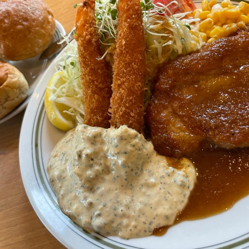 ポークジンジャーと海老フライ(タカセ 巣鴨店)