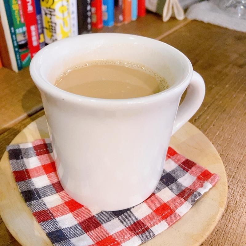 ホットカフェオレ(10 グッド カフェ&サンドイッチ （10 GOOD Coffee & sandwiches）)