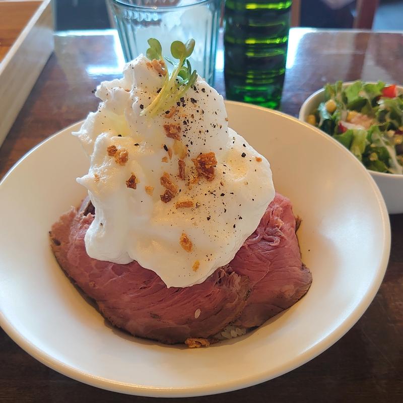 ランチローストビーフ丼＋ご飯大(ASOVIVA 古河)